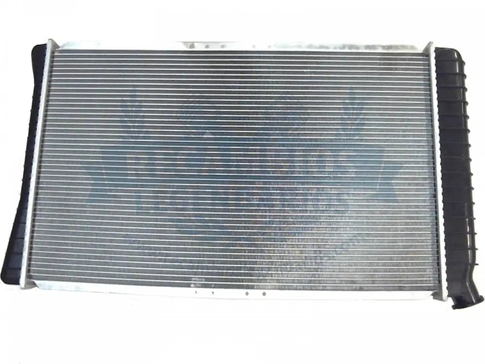 Radiador Buick Cadillac Chevrolet Oldsmobile Pontiac 161